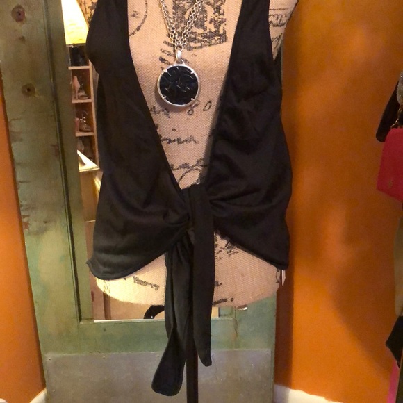 Black wrap - Picture 2 of 3